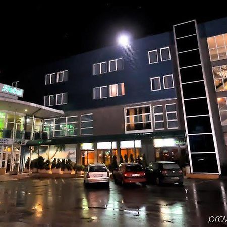 Hotel BM Sarajevo Buitenkant foto